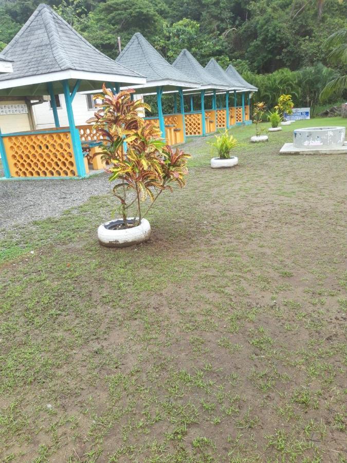 Tranquil Guest House Buccoo Ngoại thất bức ảnh
